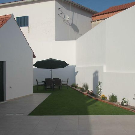 Vivenda Maria Da Nazare Vila Picamilho Exterior foto