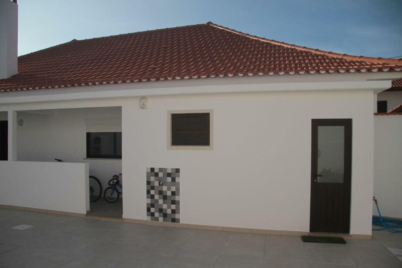 Vivenda Maria Da Nazare Vila Picamilho Exterior foto