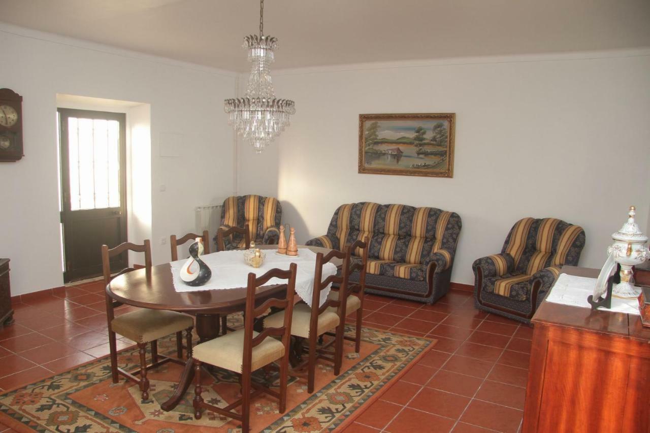 Vivenda Maria Da Nazare Vila Picamilho Exterior foto